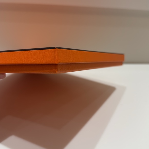 Hermès Orange scarf, baby towel, Gift Box with Ribbon, brand new. - Picture 4 of 9